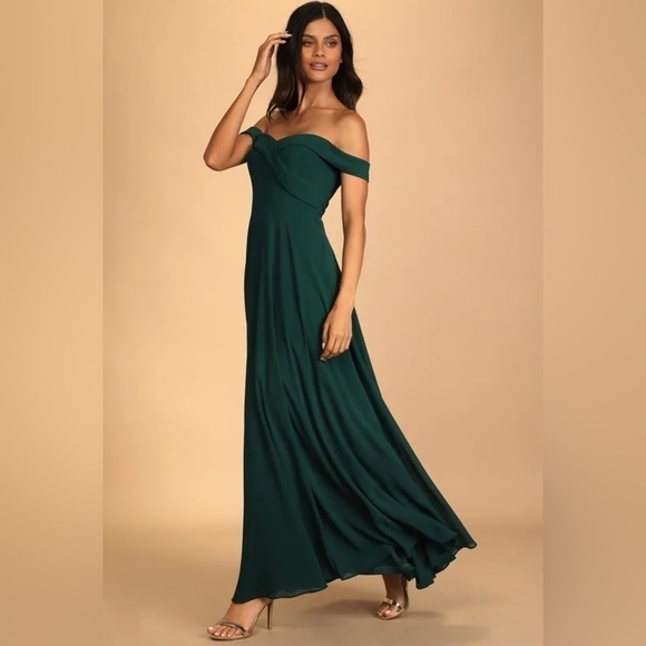 Lulu’s Romantic Elegance Flawed Green Off-the-Shoulder Maxi Dress Size Small - Picture 1 of 14